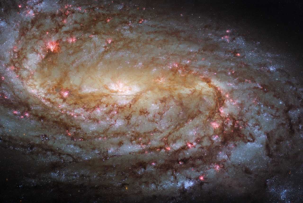Космическая красота: изумительные снимки вселенной, снятые с помощью телескопа  хаббл