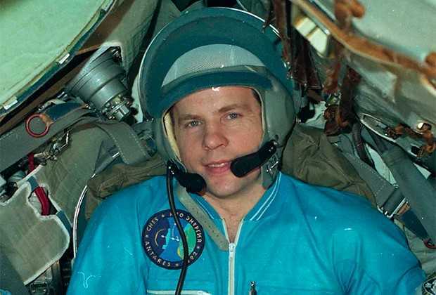 Анатолий соловьев - frwiki.wiki