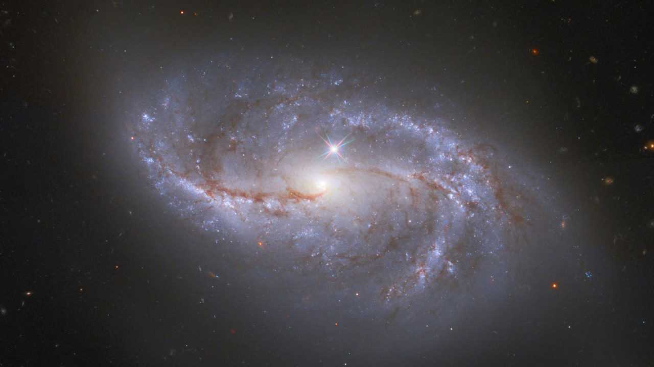 Удивительные снимки телескопа “хаббл” за февраль 2021 года