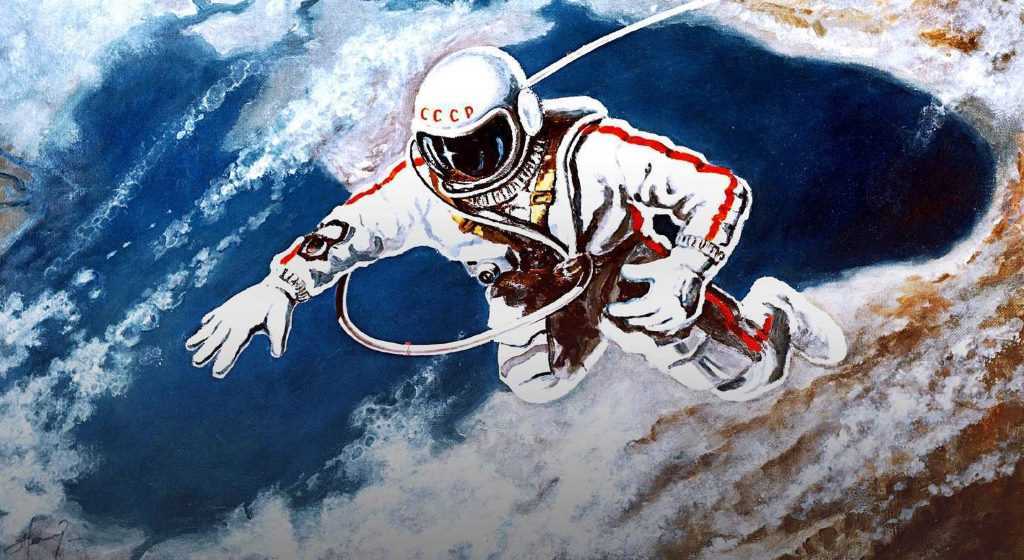 В россии 24 действующих космонавтов, всего их было 122