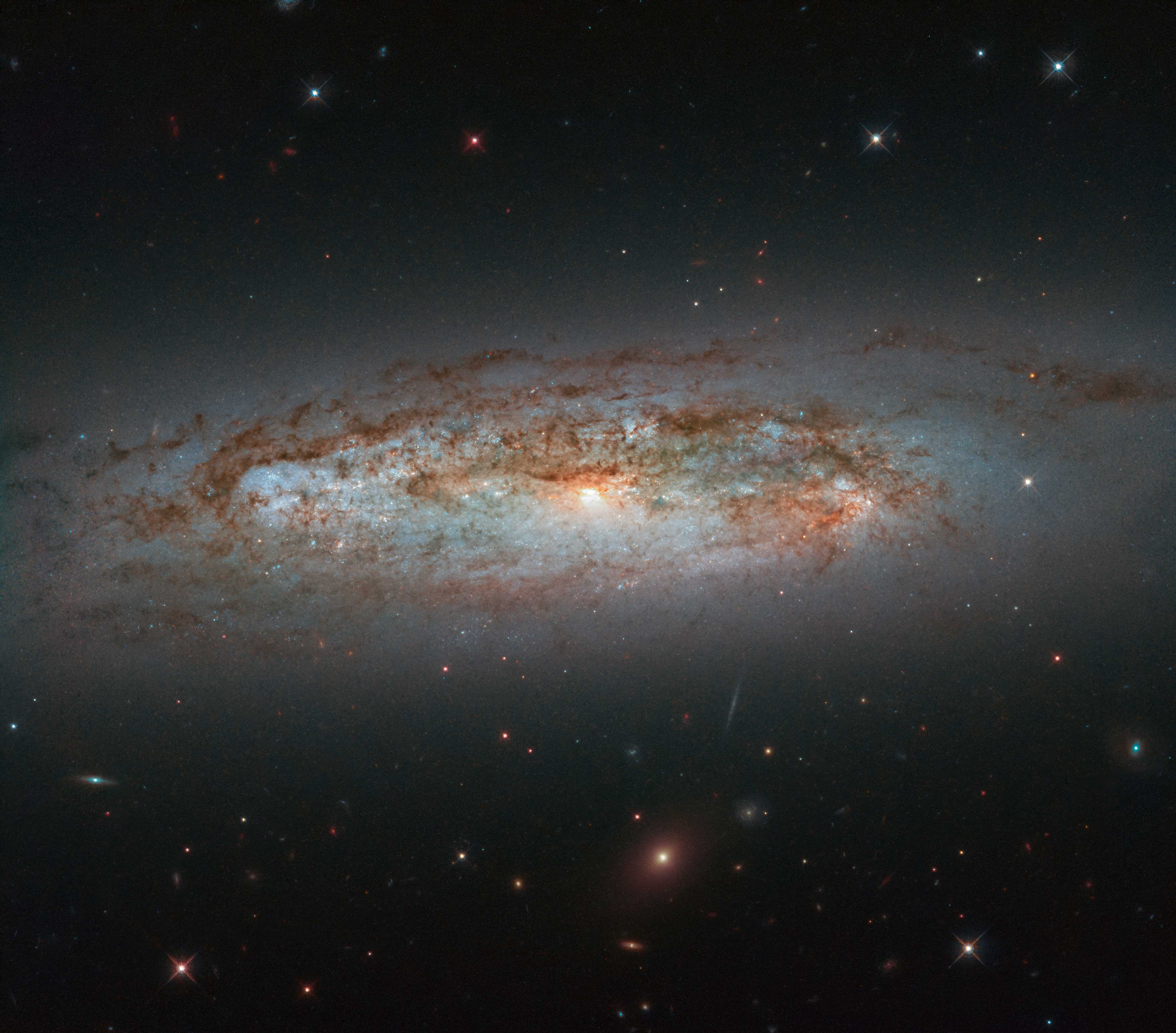 Спиральная галактика NGC 1300 созвездия Эридан на качественном фото телескопа Хаббл высокого разрешения Исследуйте список топ 100 лучших фотографий Хаббла